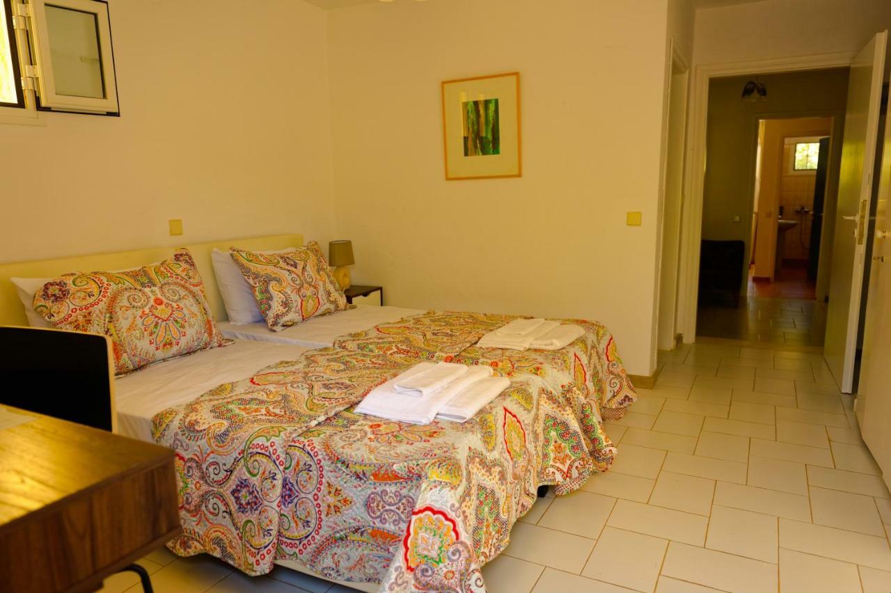 House With Garden Near The Sea Appartement Agia Efimia Buitenkant foto