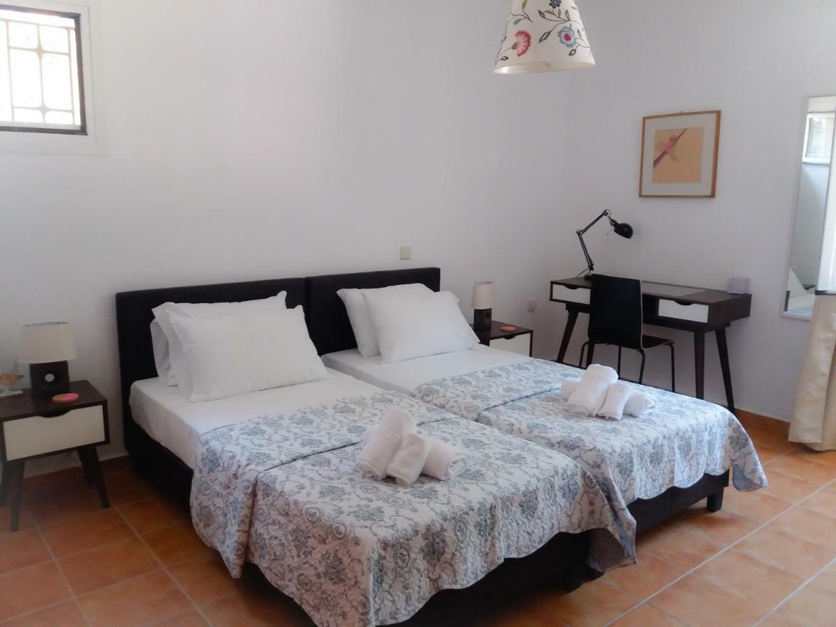 House With Garden Near The Sea Appartement Agia Efimia Buitenkant foto